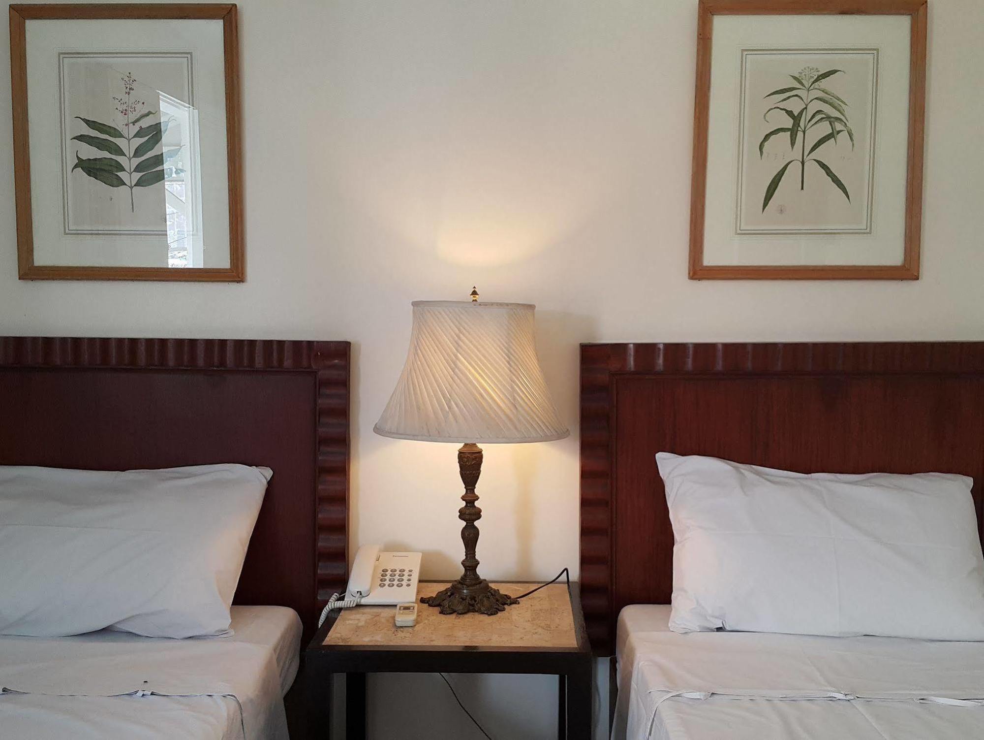סן פדרו מקאטי Charming La Casita Mercedes, 5Br And 5Tb For Family And Friends Staycation מראה חיצוני תמונה